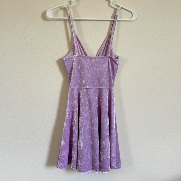 Women’s Lavender Crushed Velvet Wrap Dress. Size XS - Picture 2 of 4
